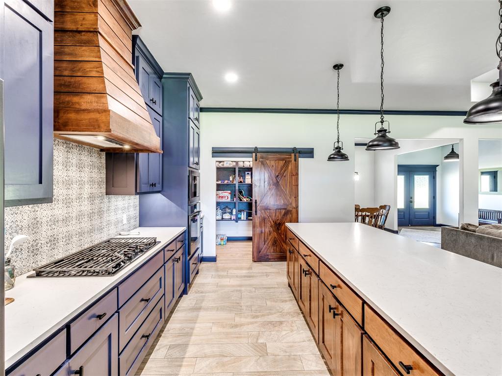 20181 Wolf Creek Drive Property Photo 23