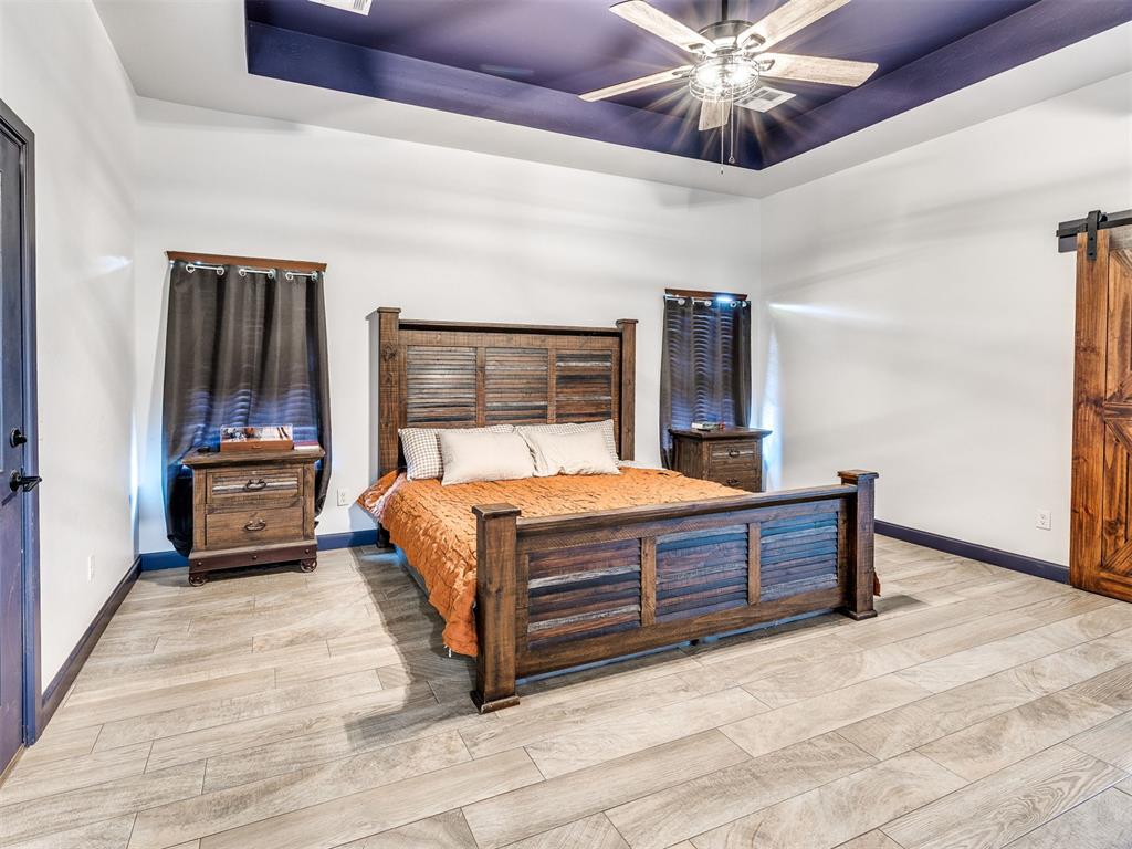 20181 Wolf Creek Drive Property Photo 29