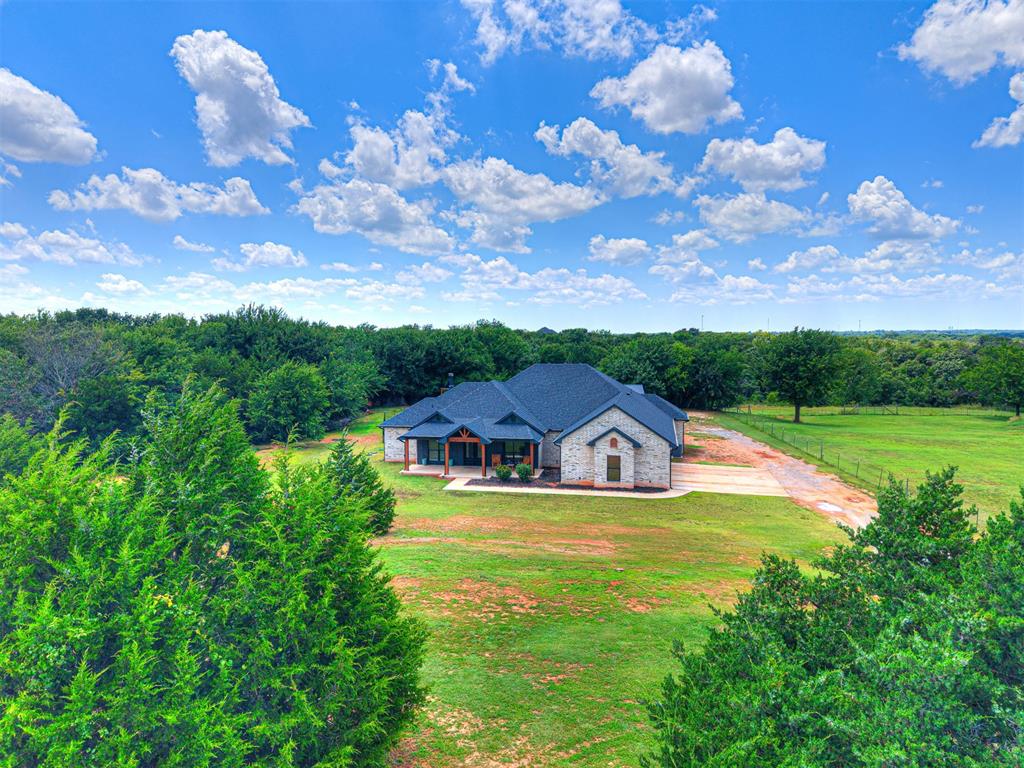 20181 Wolf Creek Drive Property Photo 42
