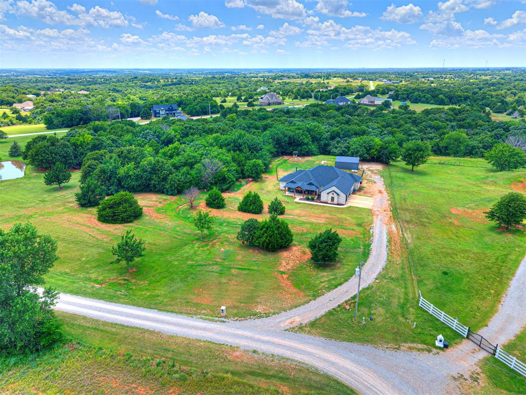 20181 Wolf Creek Drive Property Photo 46