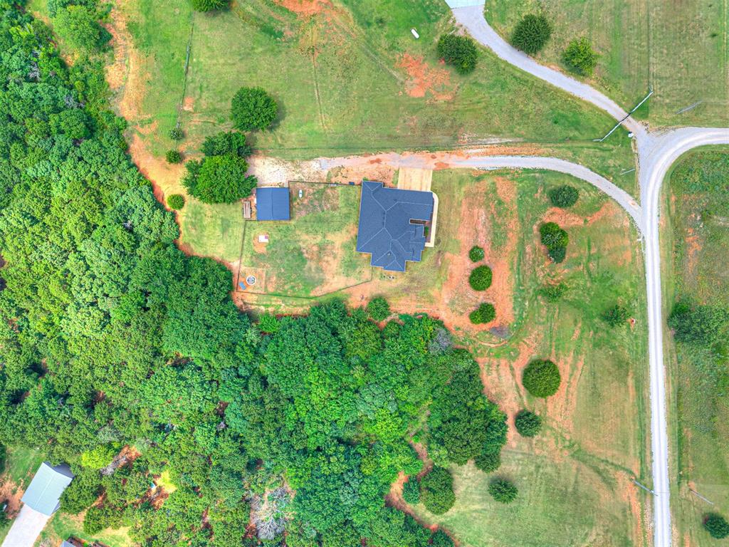 20181 Wolf Creek Drive Property Photo 47