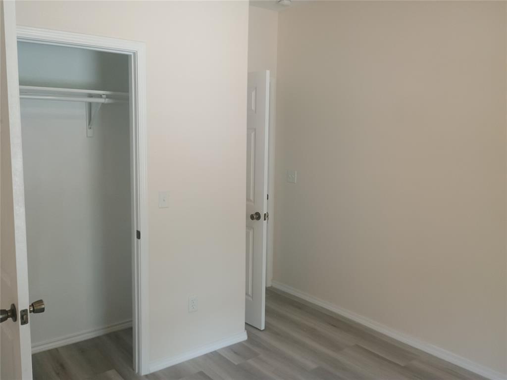 709 E Main Street Property Photo 10