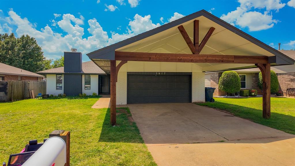 5617 Evanbrook Terrace Property Photo 2