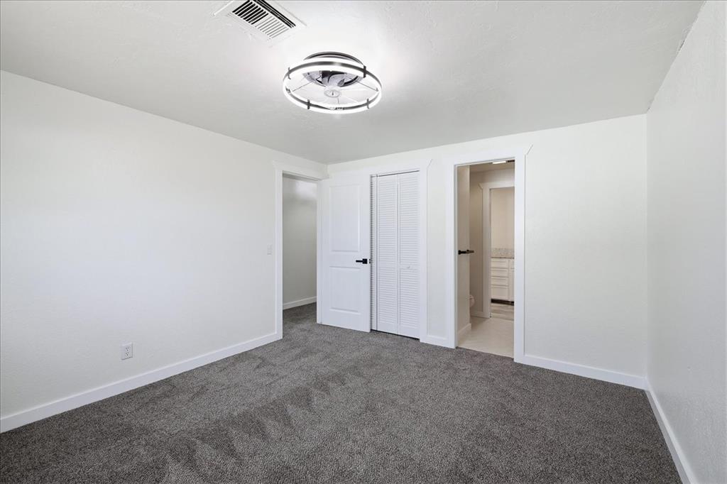 6104 W Gun Hill Way Property Photo 43