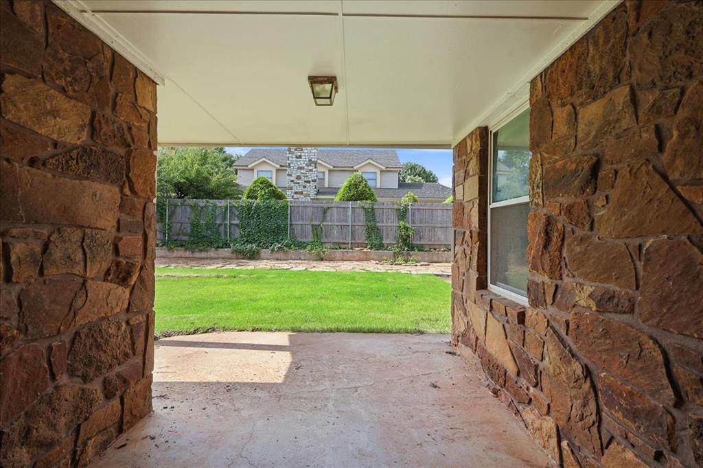 6104 W Gun Hill Way Property Photo 46