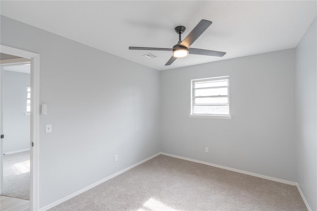 901 Shalimar Drive Property Photo 13