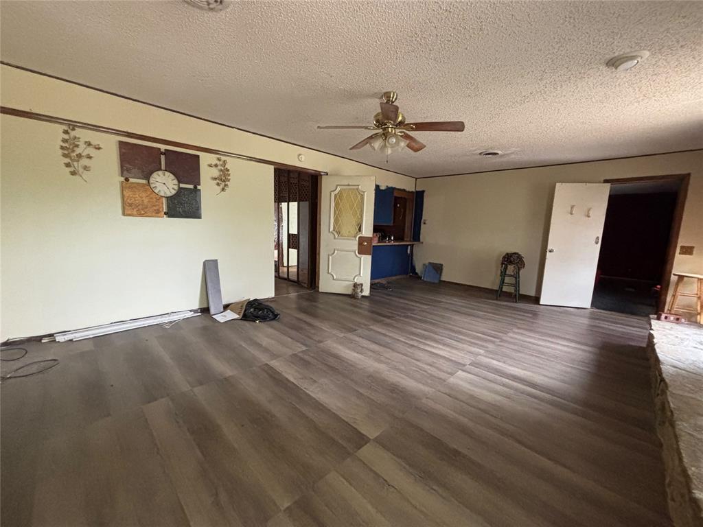 321 Sunnybrook Drive Property Photo 5