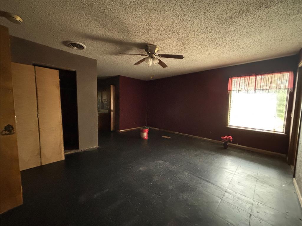 321 Sunnybrook Drive Property Photo 11