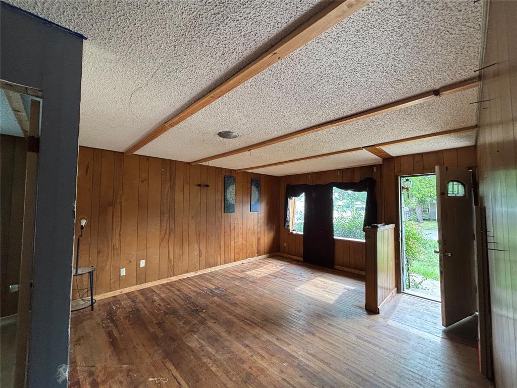 321 Sunnybrook Drive Property Photo 14