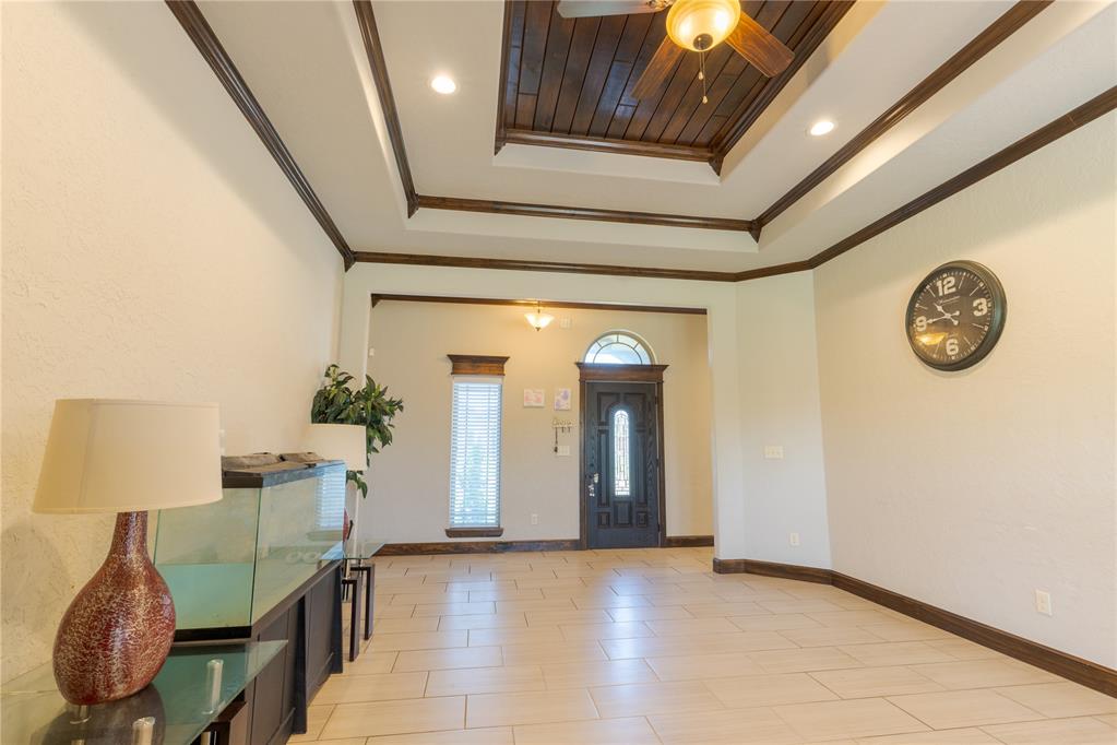 1605 Ne White Rock Drive Property Photo 6