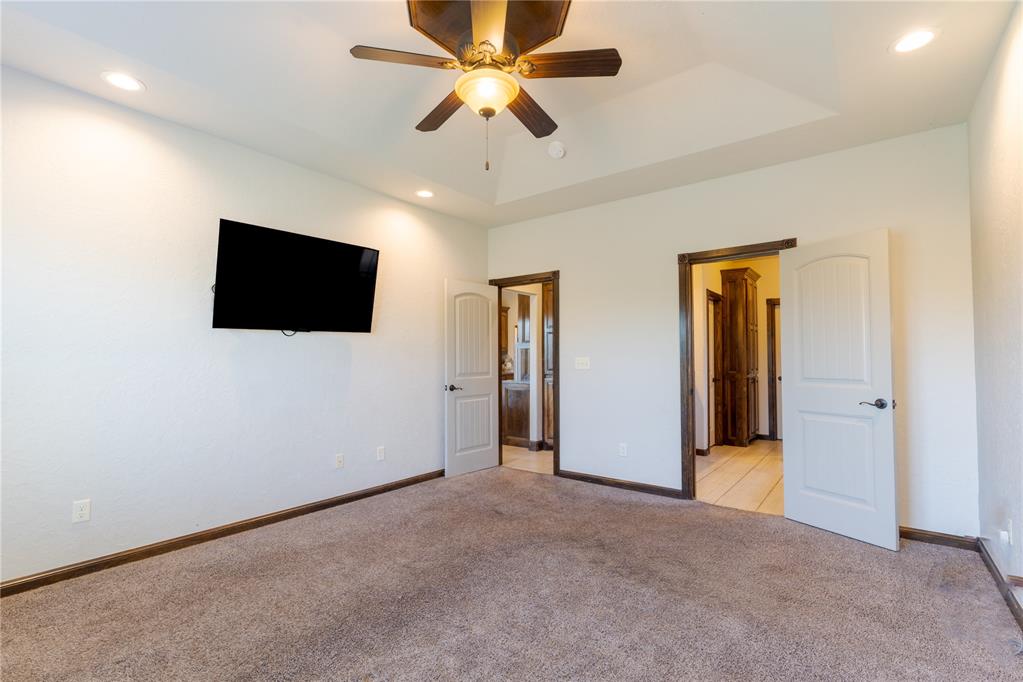 1605 Ne White Rock Drive Property Photo 20