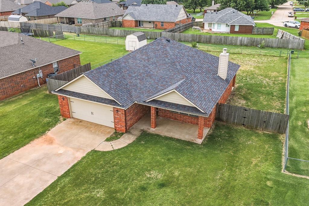 224 Comanche Property Photo 8