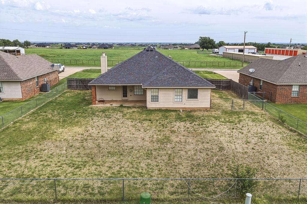 224 Comanche Property Photo 10