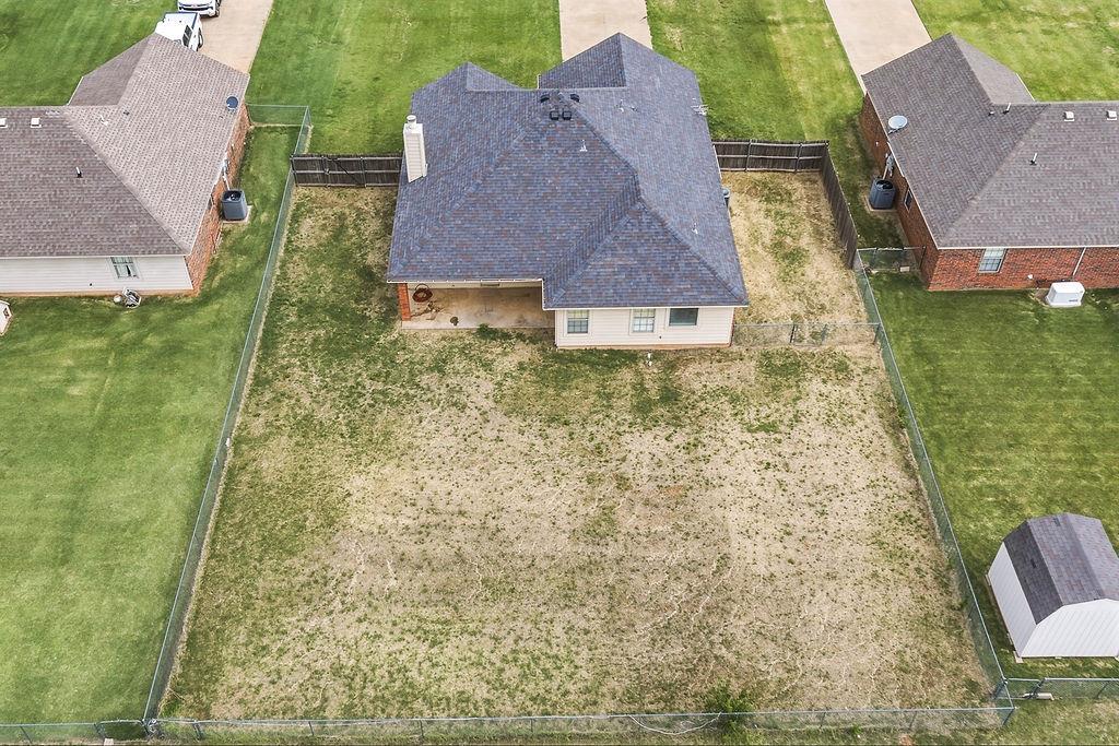 224 Comanche Property Photo 11