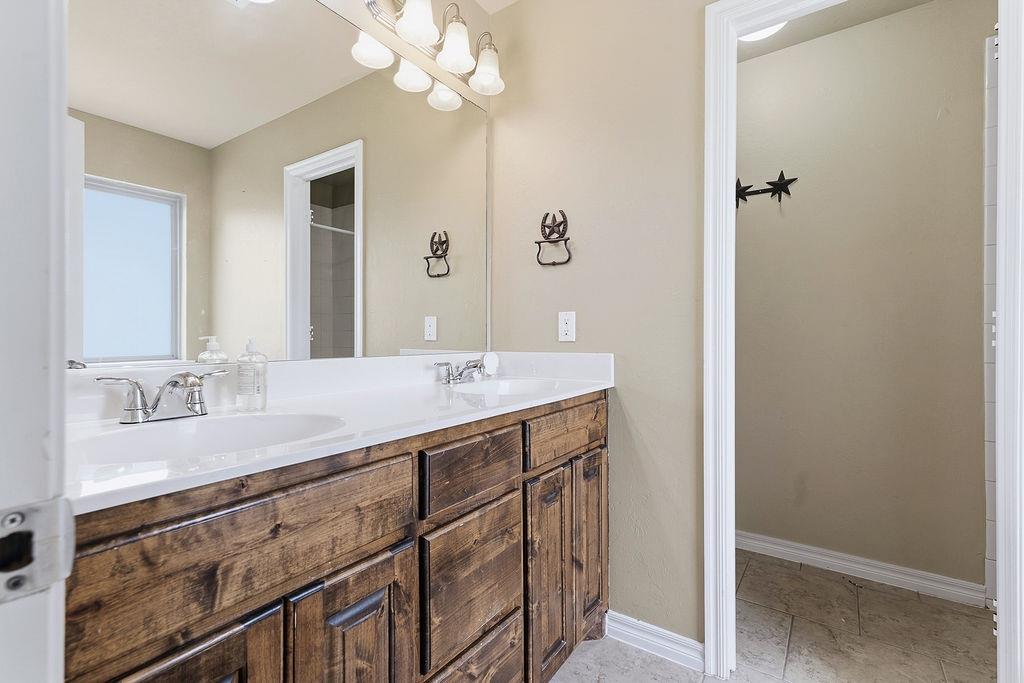 224 Comanche Property Photo 30