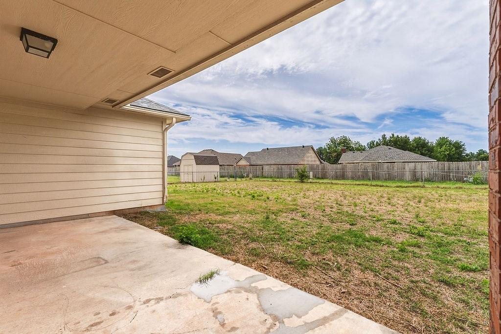 224 Comanche Property Photo 39