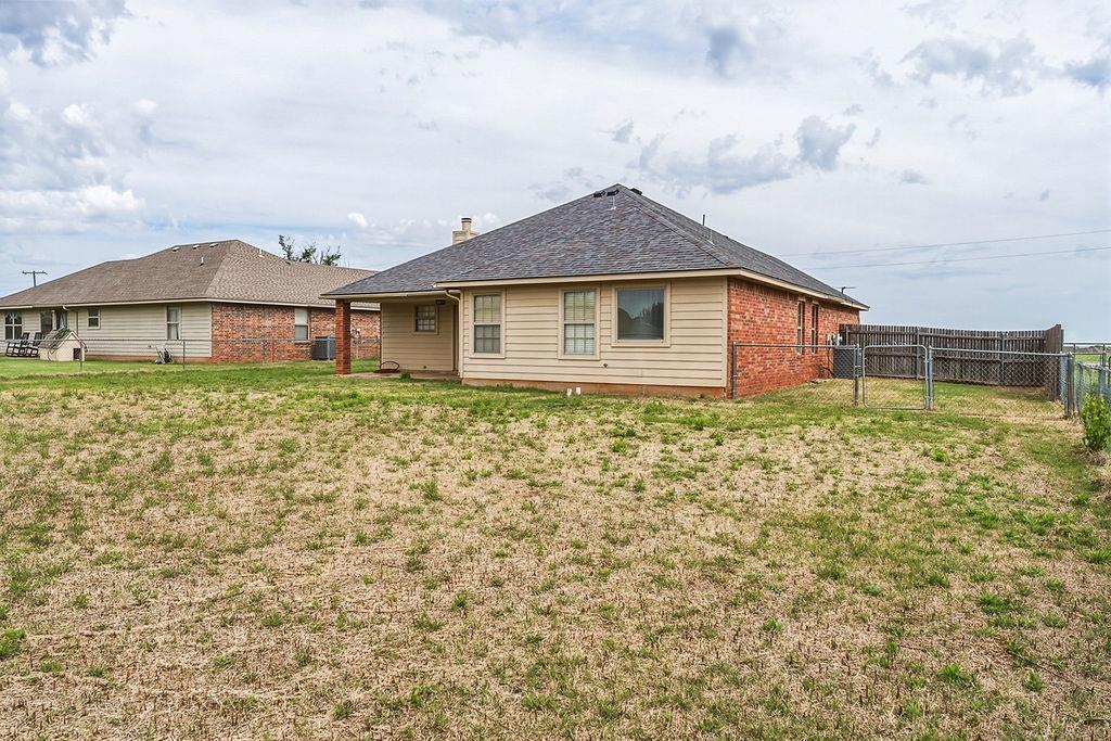 224 Comanche Property Photo 42
