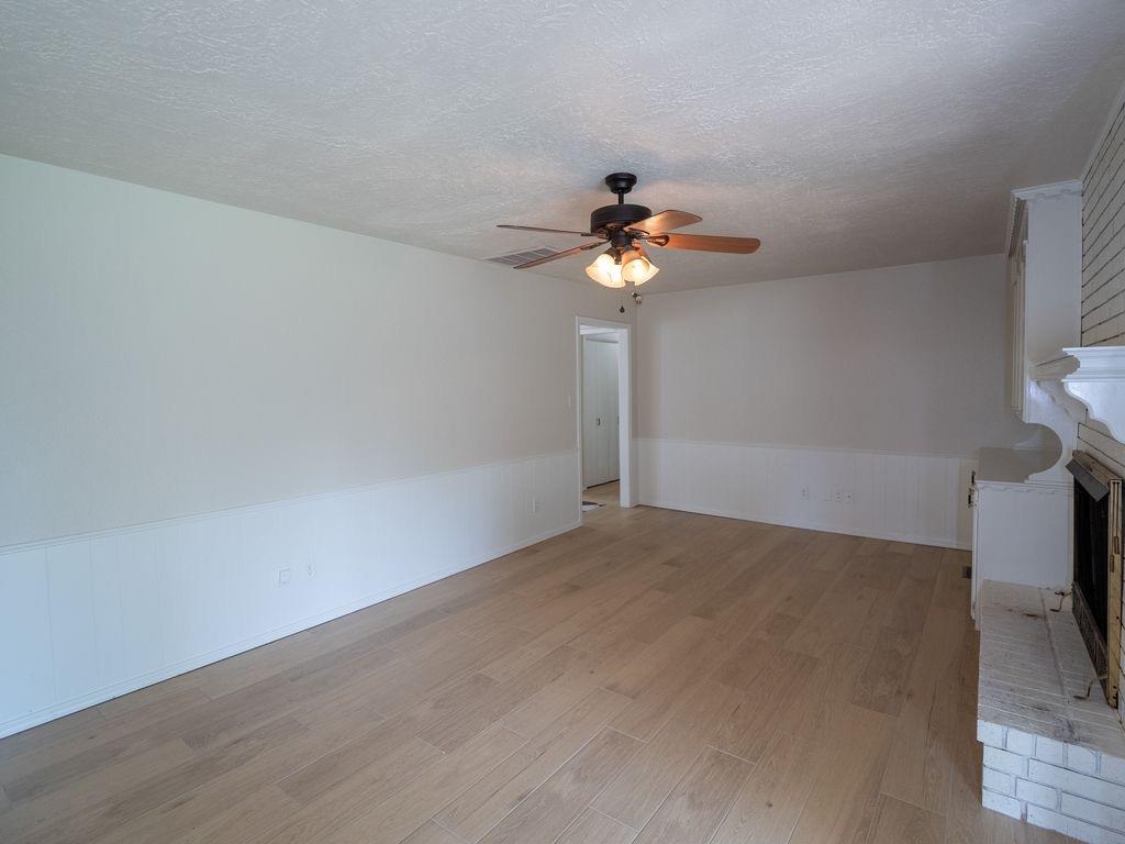 1238307 Property Photo 9
