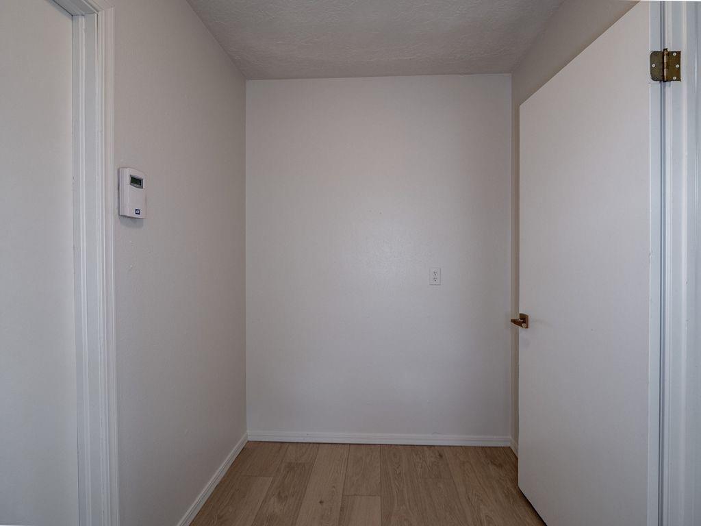 1238307 Property Photo 18
