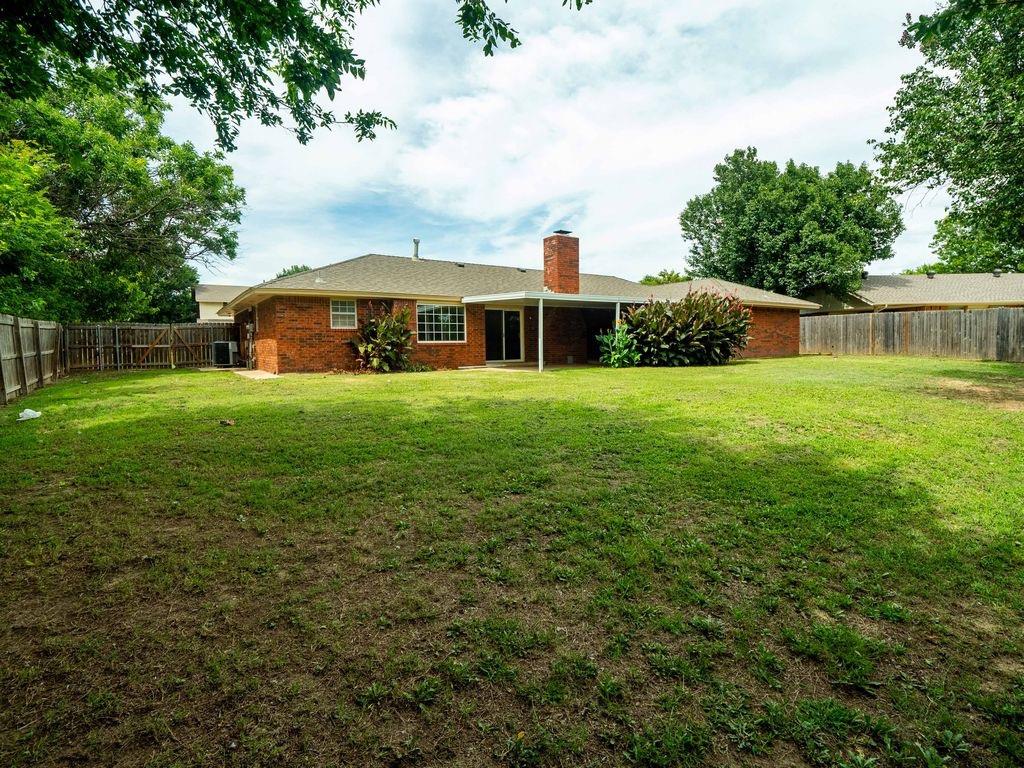 1238307 Property Photo 40