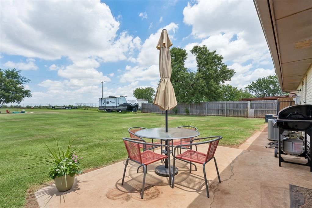 2111 Van Buren Avenue Property Photo 34