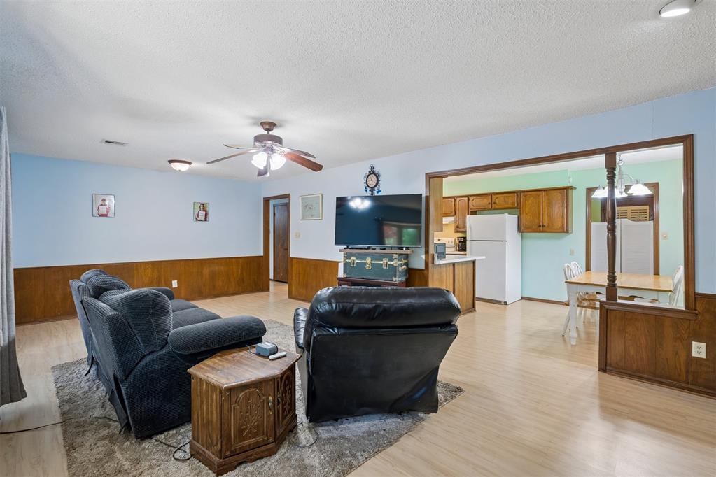 510 Leaning Elm Drive Property Photo 9