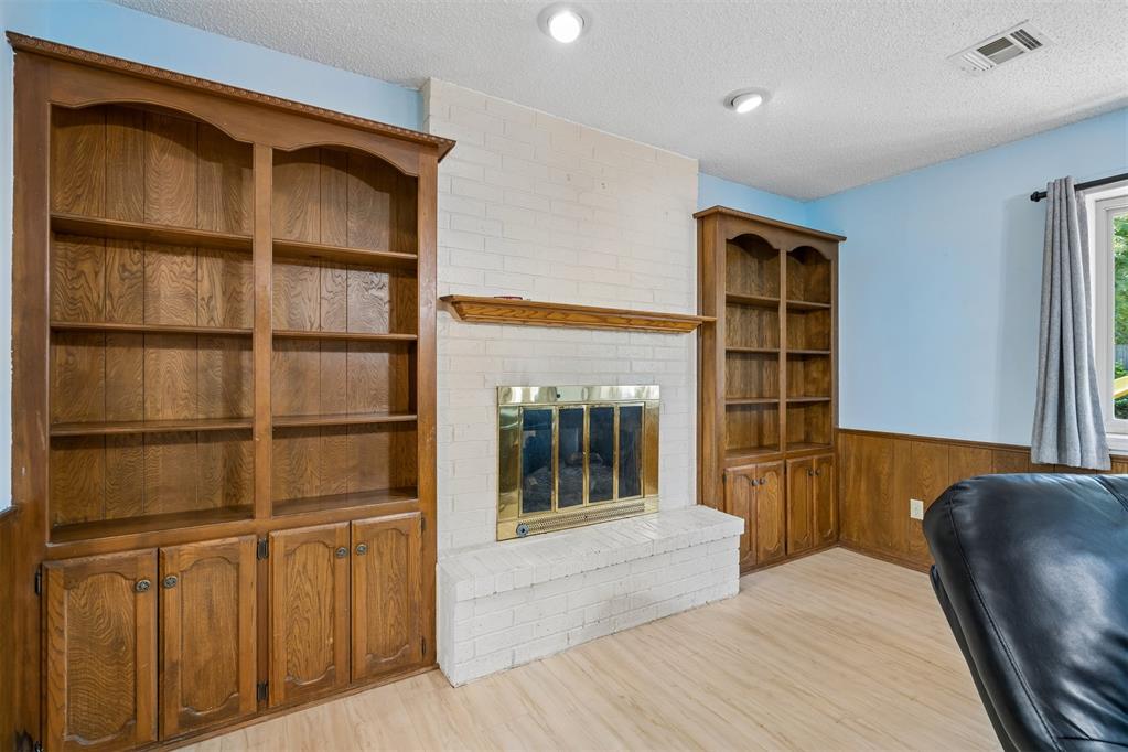 510 Leaning Elm Drive Property Photo 11