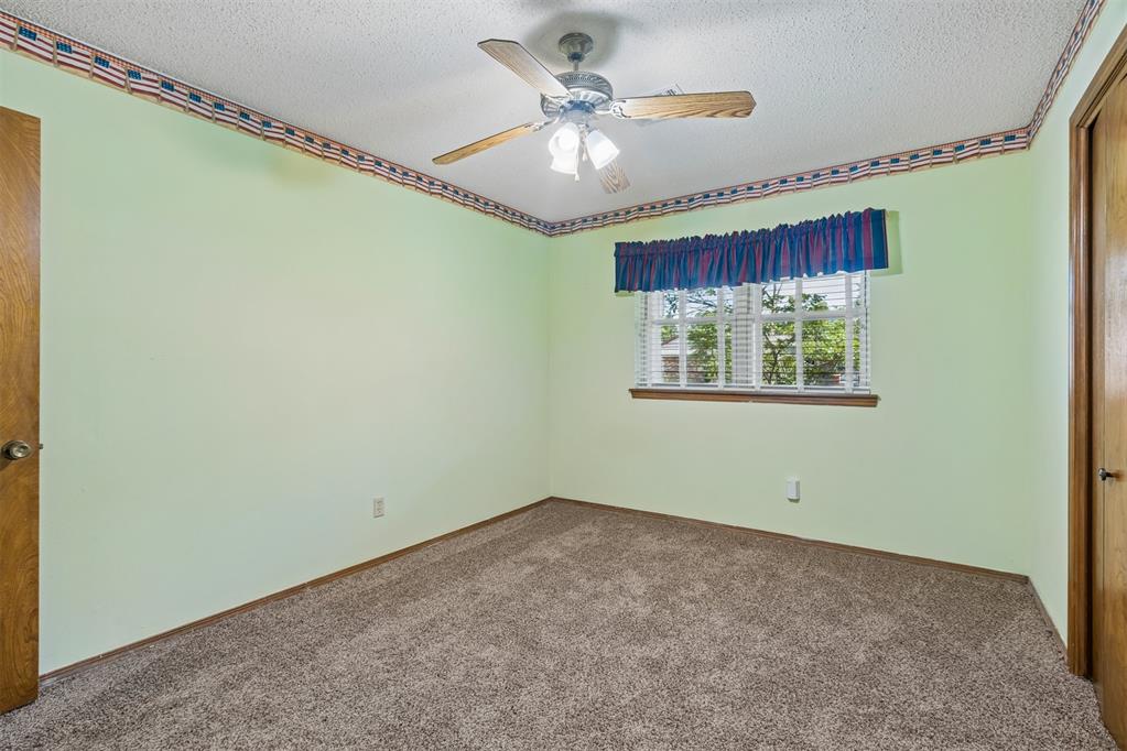 510 Leaning Elm Drive Property Photo 24