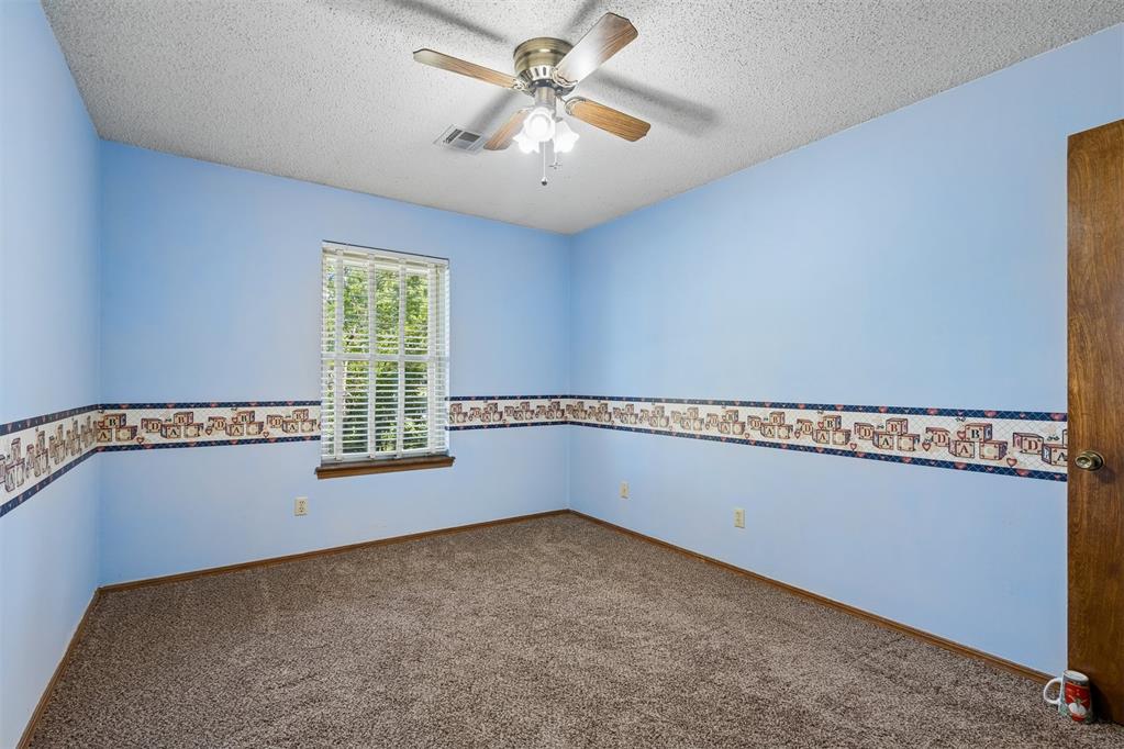 510 Leaning Elm Drive Property Photo 29
