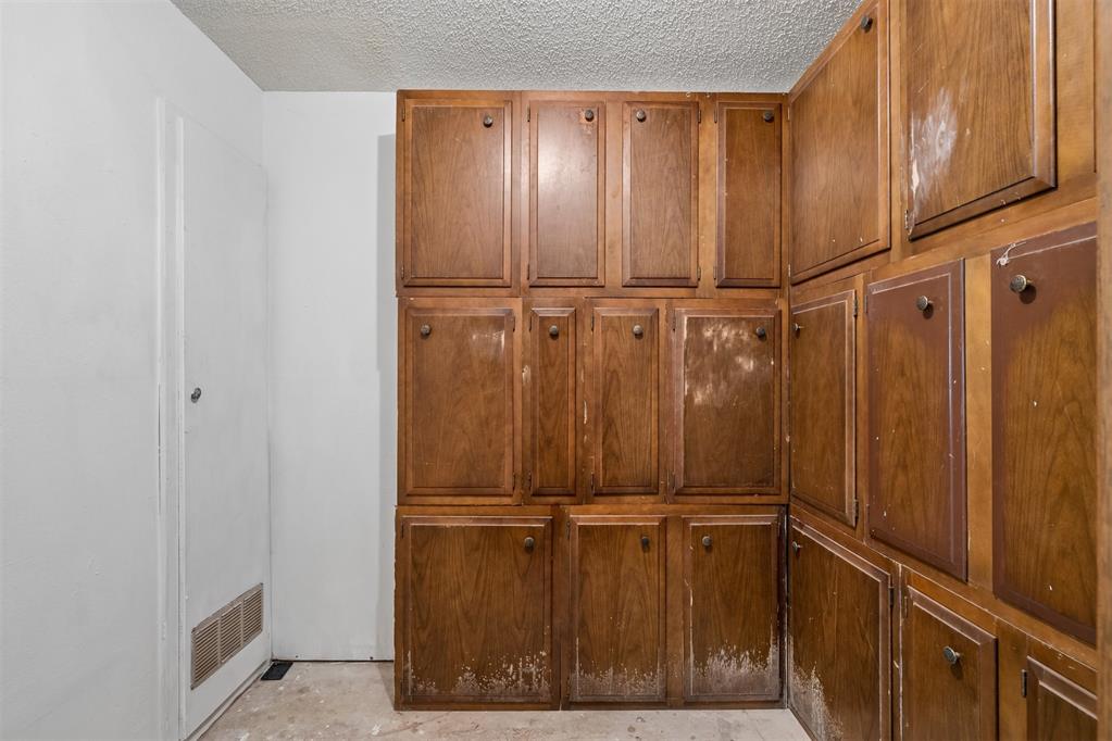 510 Leaning Elm Drive Property Photo 37