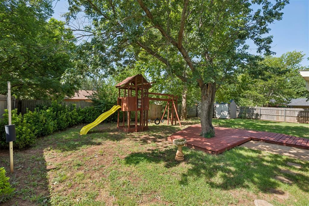 510 Leaning Elm Drive Property Photo 41