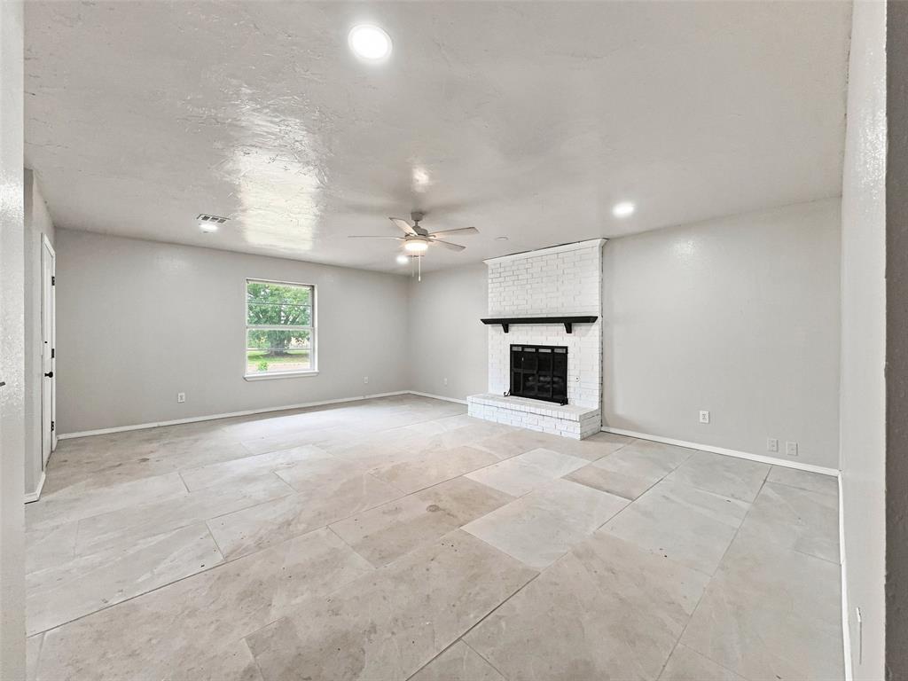 101 Gayla Street Property Photo 11