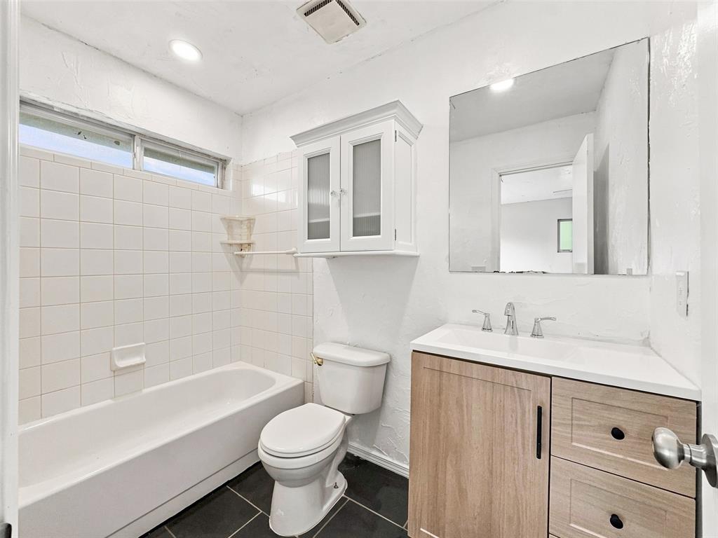 101 Gayla Street Property Photo 17