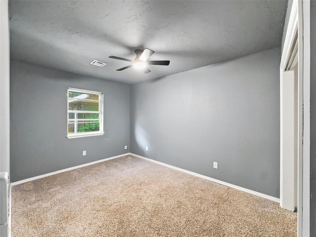 101 Gayla Street Property Photo 18