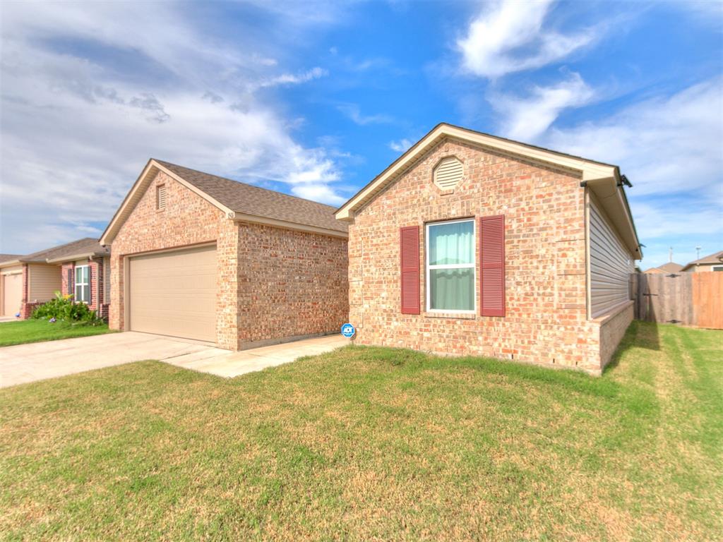 1501 Land Run Property Photo 1