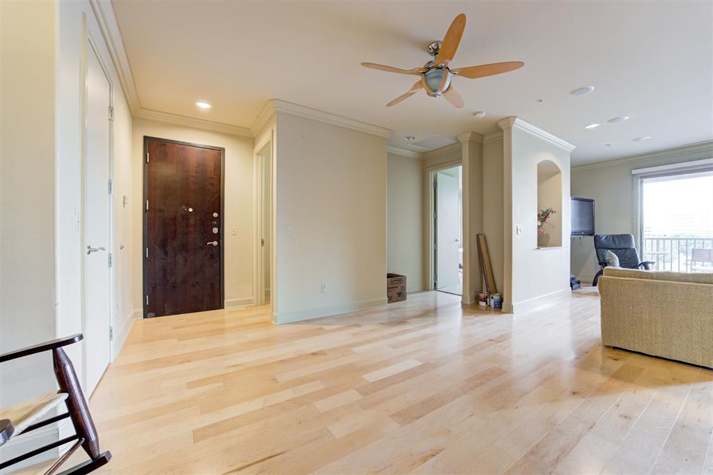 200 S Oklahoma Avenue 202 Property Photo 7