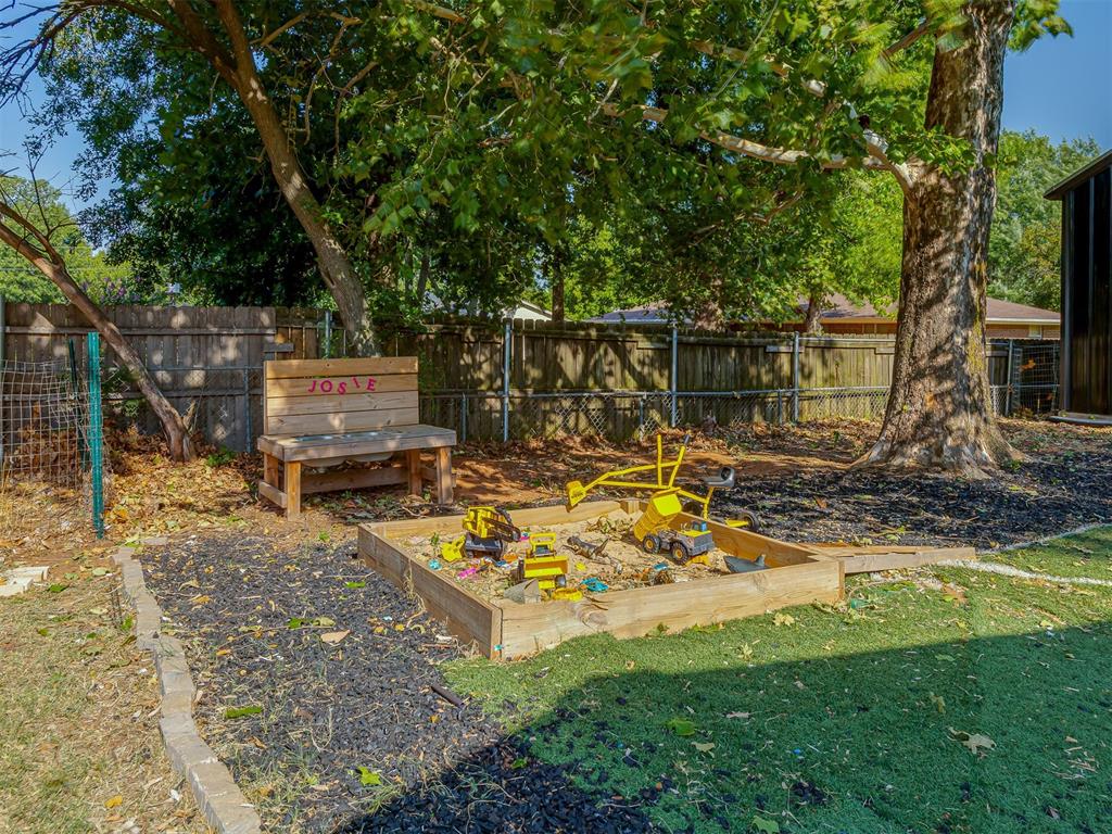 540 E Suera Terrace Property Photo 43