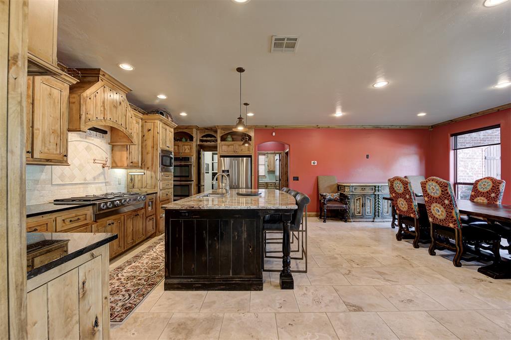 1766 S Main Avenue Property Photo 10