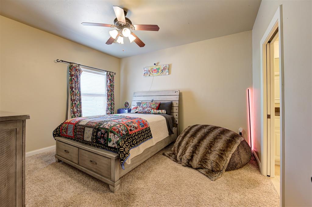 1766 S Main Avenue Property Photo 20