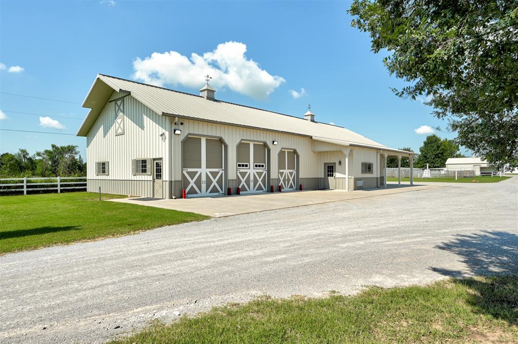 1766 S Main Avenue Property Photo 39