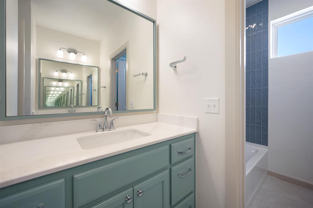 5812 Nw 154th Terrace Property Photo 41