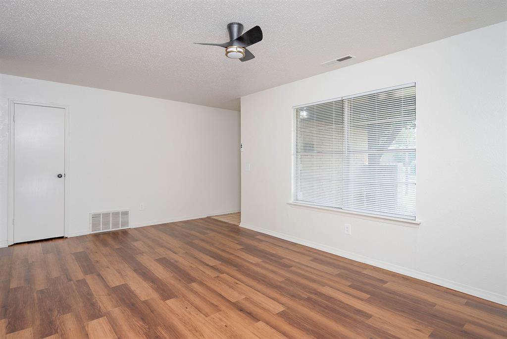 1403 N Nail Parkway Property Photo 8