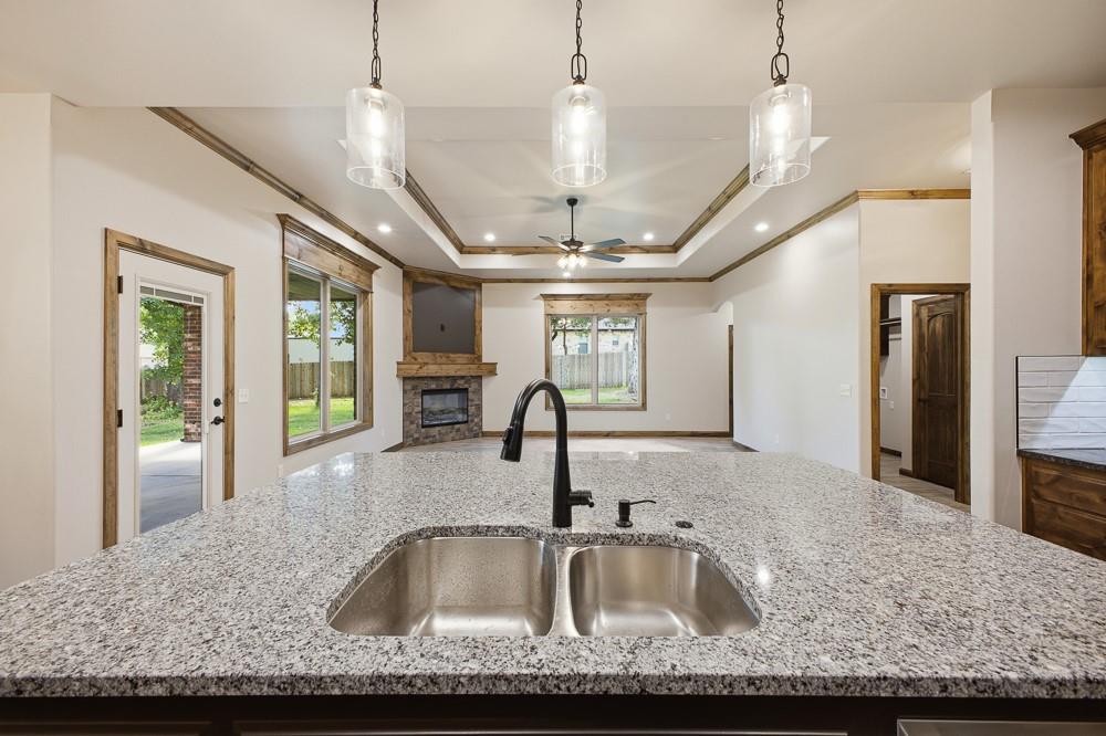 2413 Black Jack Court Property Photo 6