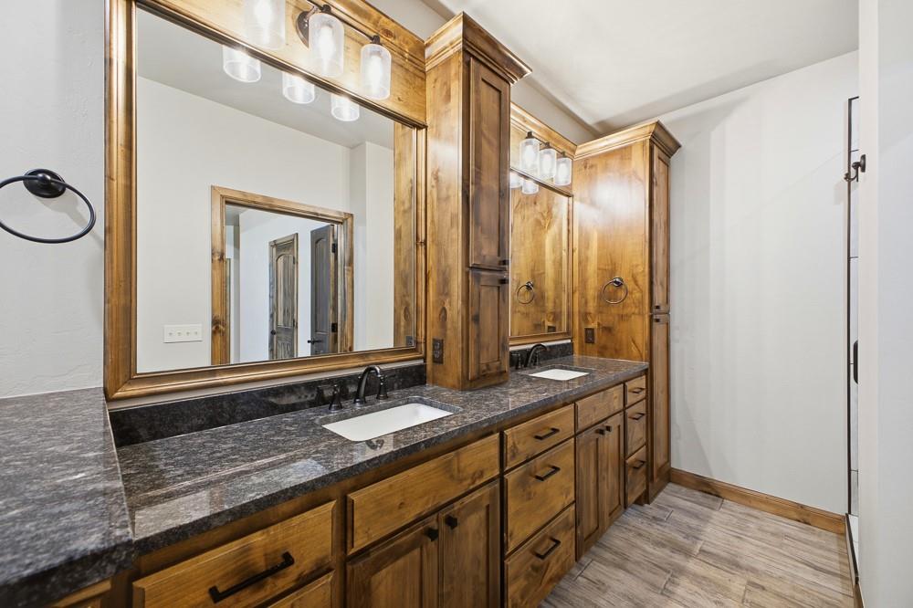 2413 Black Jack Court Property Photo 18