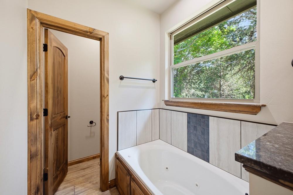2413 Black Jack Court Property Photo 21