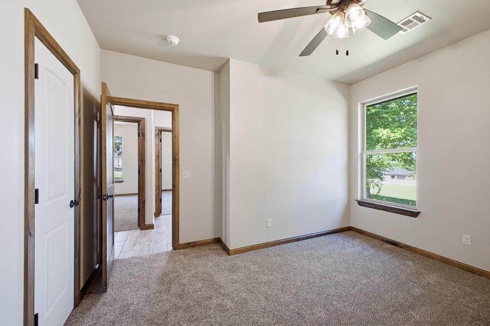 2413 Black Jack Court Property Photo 25