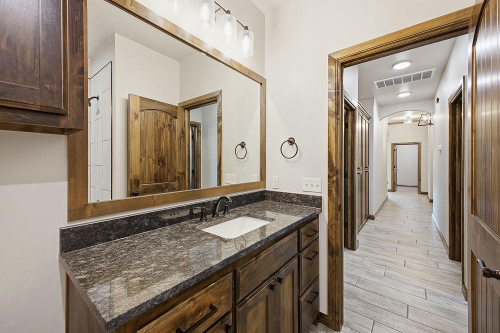 2413 Black Jack Court Property Photo 27