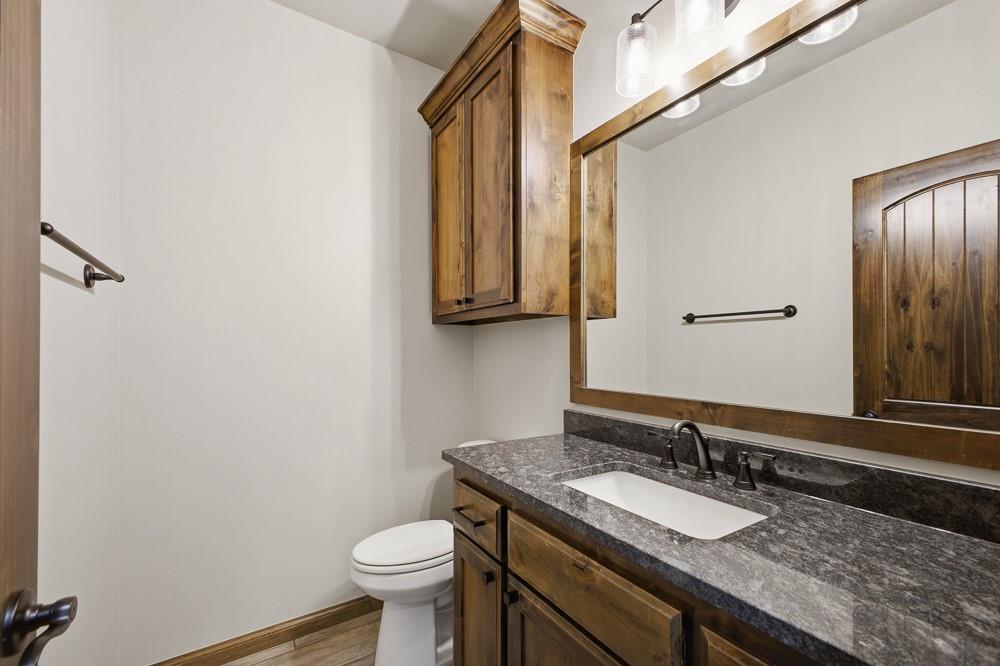 2413 Black Jack Court Property Photo 30