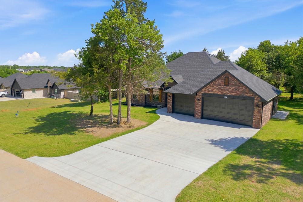 2413 Black Jack Court Property Photo 42