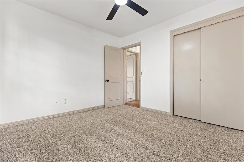 3016 Lakeside Drive Property Photo 18
